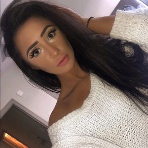 Meet your Posher, Joelle